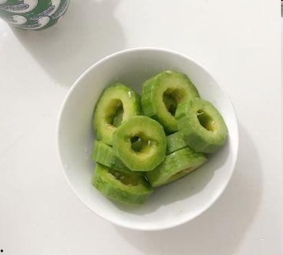 长条羊角蜜瓜怎么吃,长条羊角蜜瓜的多样食用指南